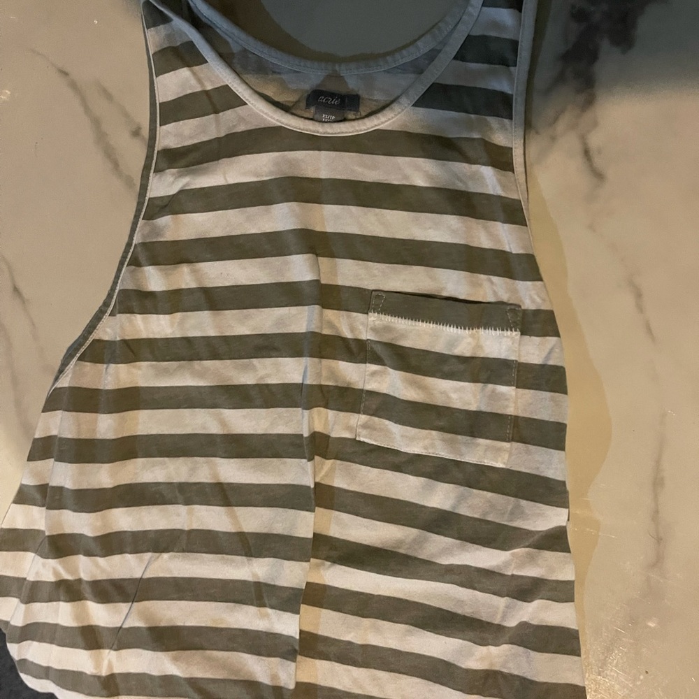Arie Tank